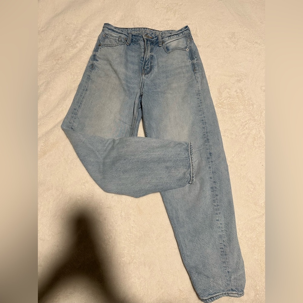 American Eagle mom jeans